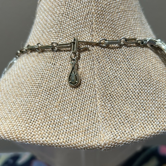 Monet Necklace “A Treasure from Mom’s Collection). Silver Toned Beautiful - Picture 3 of 3